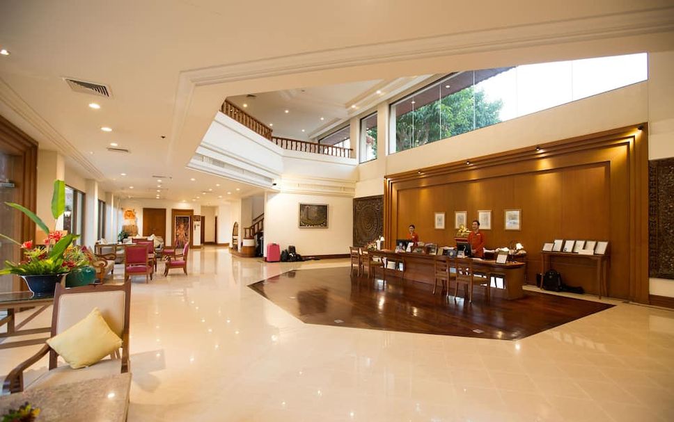 Lobby Photo