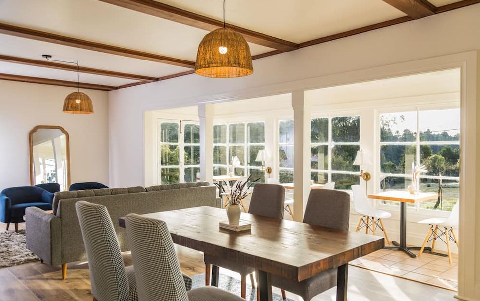 Dining room Photo