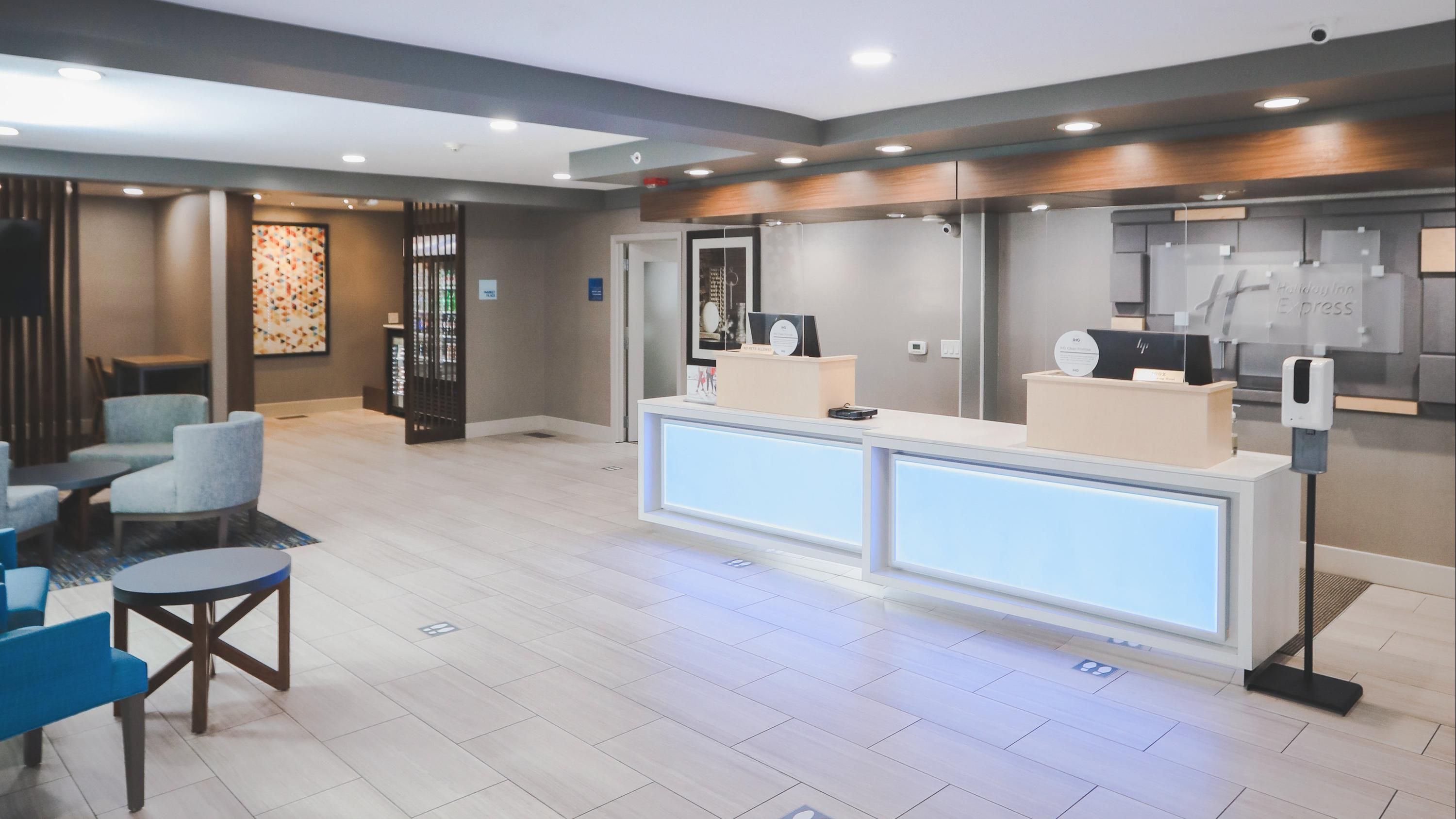 Front desk Photo