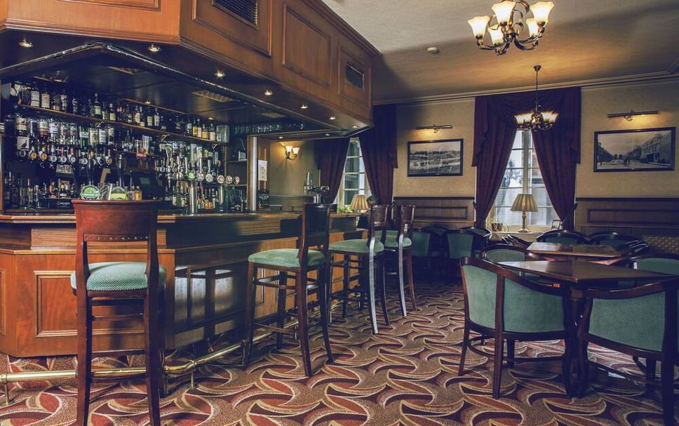 Bar Photo