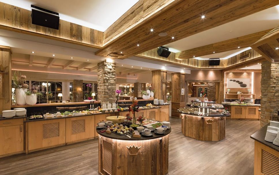 Buffet Photo