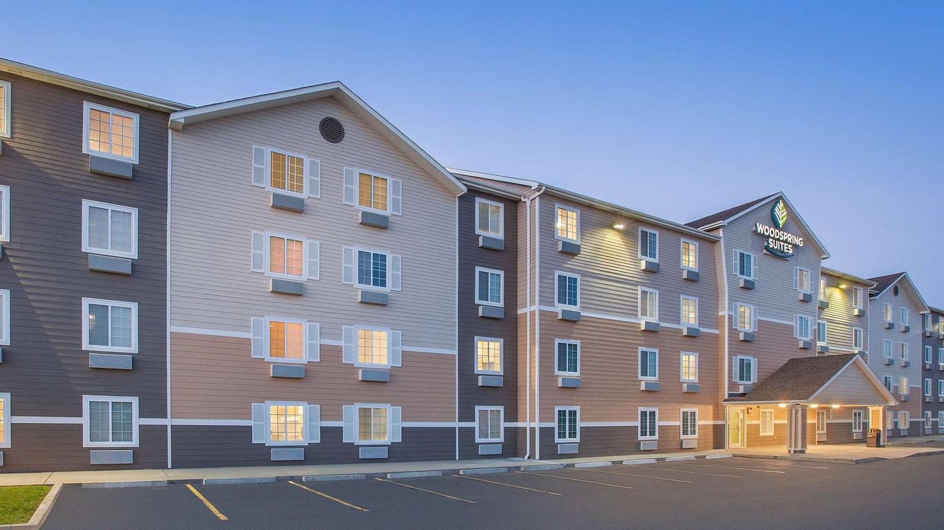 Woodspring Suites Sioux Falls