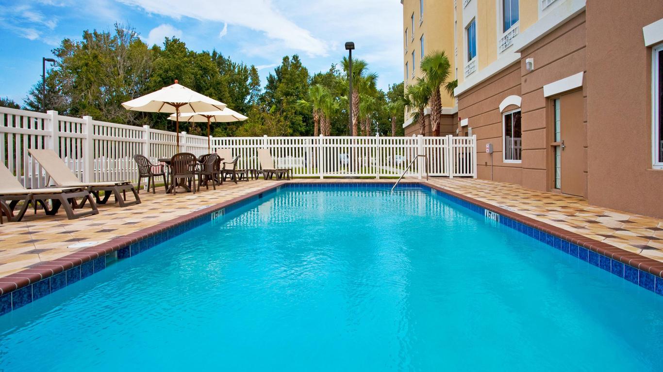 Holiday Inn Express Crystal River, An IHG Hotel