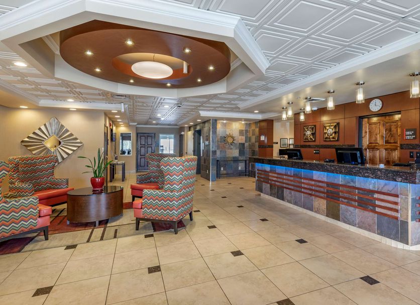 Front desk Photo