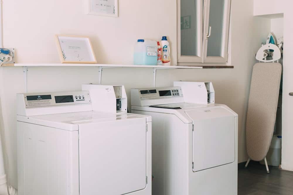 Laundry facility
