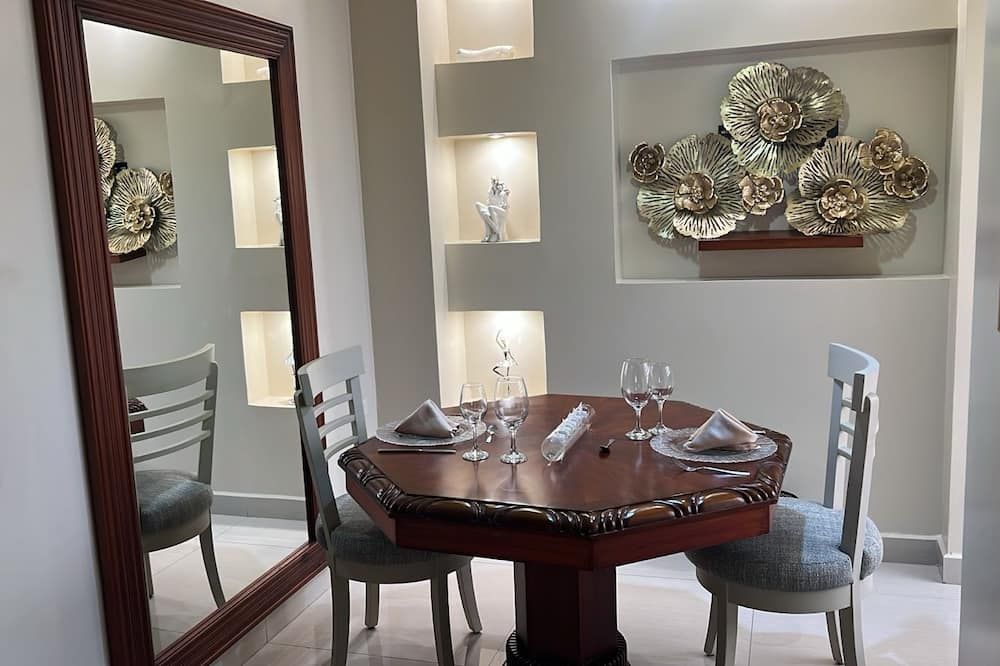 Dining room Photo