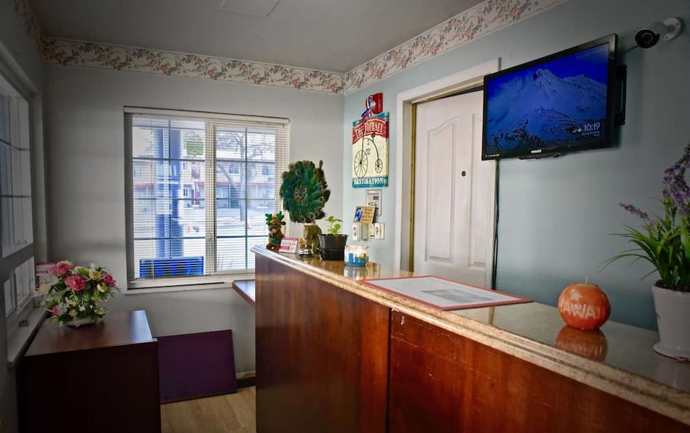Front desk Photo