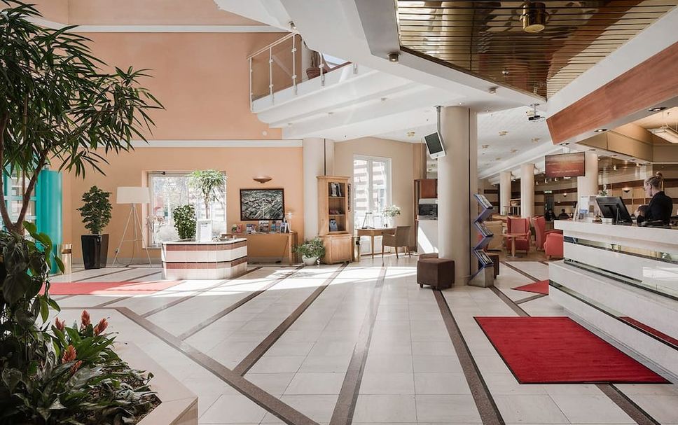 Lobby Photo
