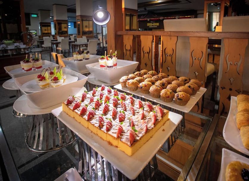 Buffet Photo