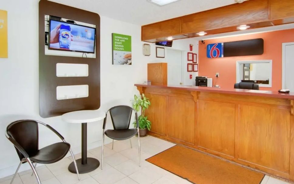 Front desk Photo