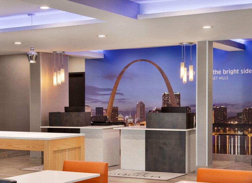 Front desk Photo
