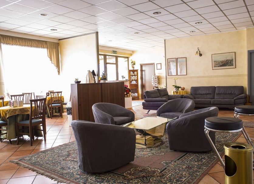 Lounge Photo
