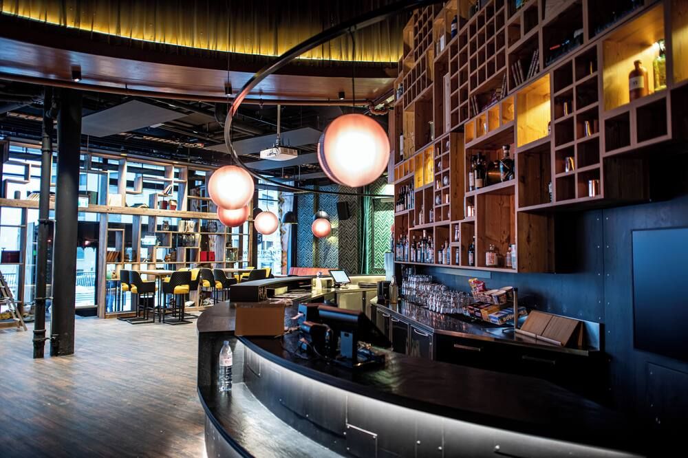 Bar