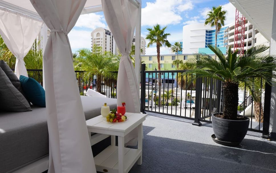 Balcony Photo