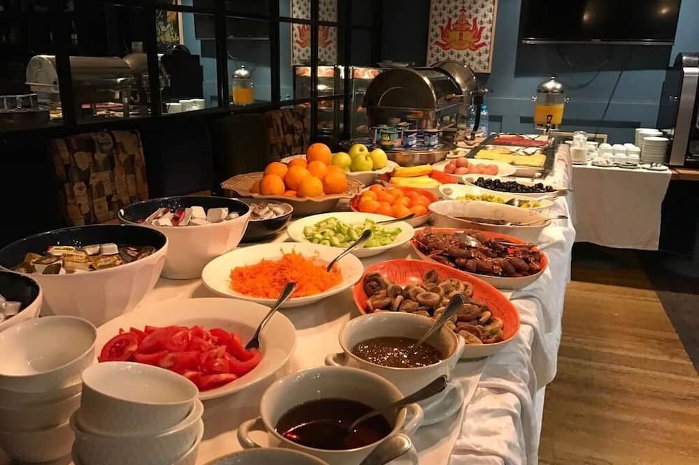 Buffet Photo