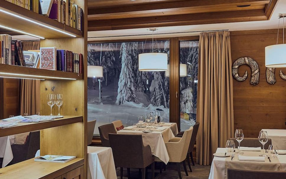 Restaurant Photo