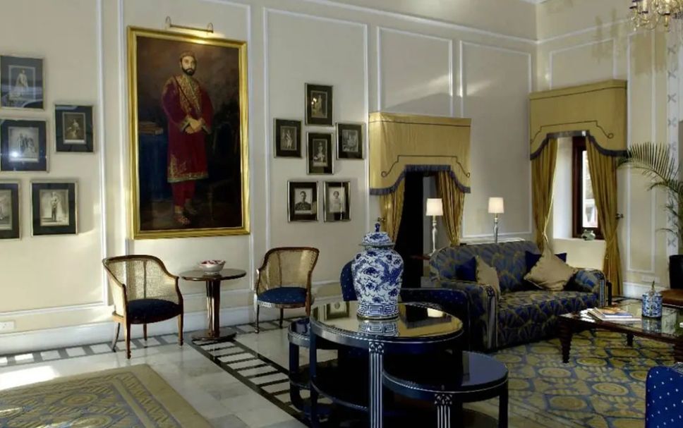 Lounge Photo
