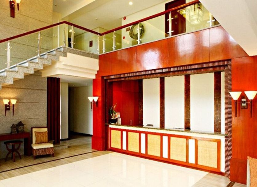 Front desk Photo
