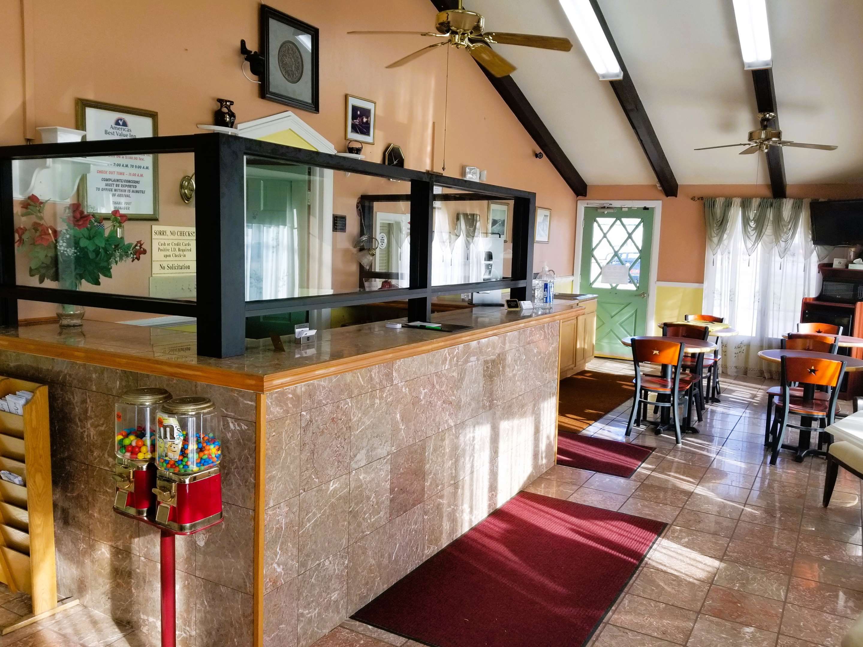 Bar Photo