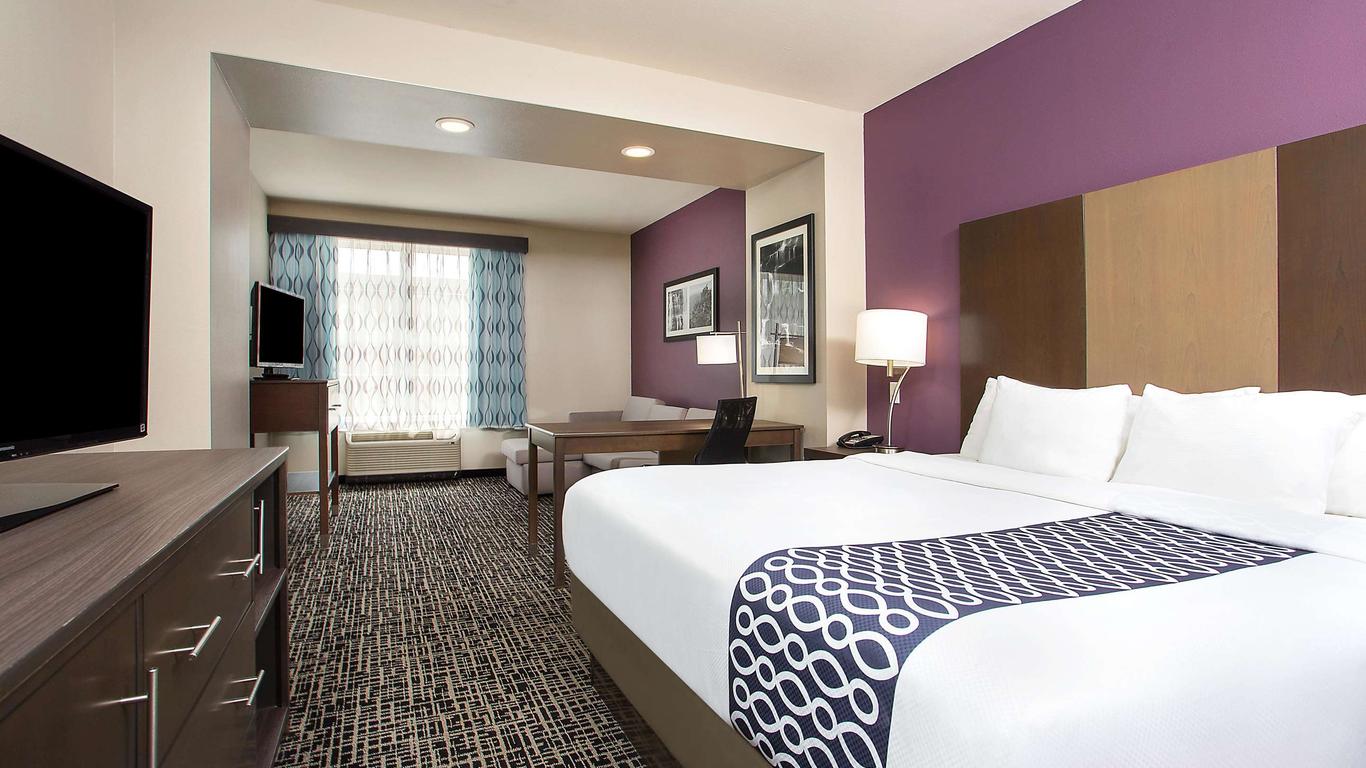 La Quinta Inn & Suites by Wyndham Chattanooga - Lookout Mtn