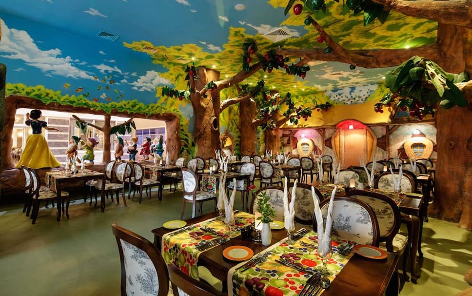 Restaurant Photo