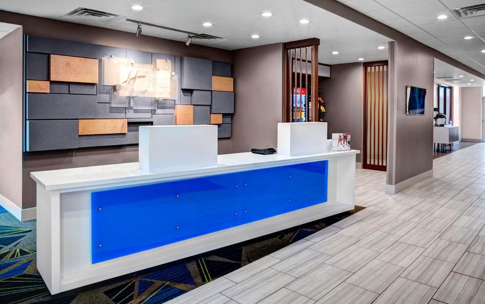 Front desk Photo