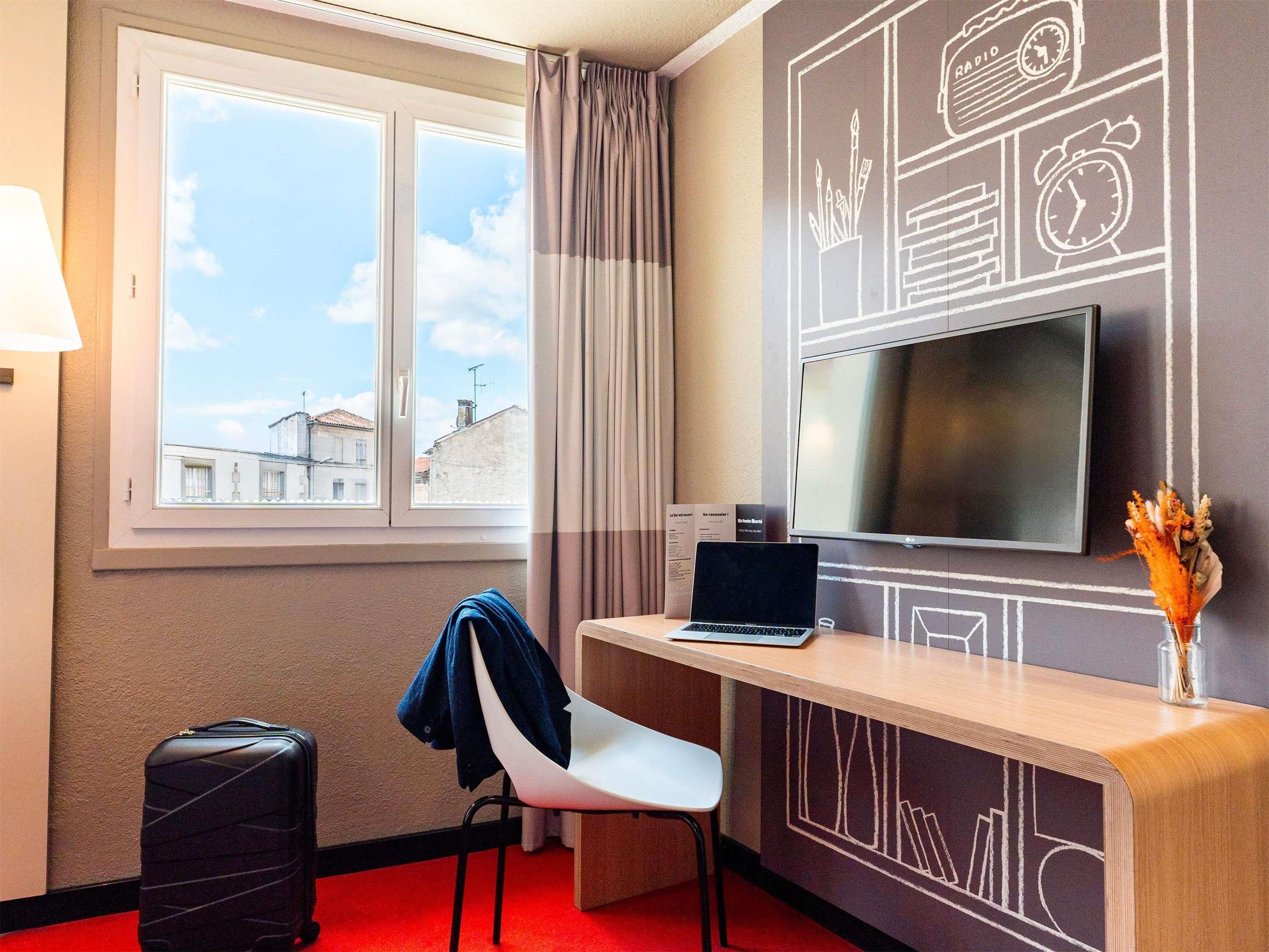 Room amenity