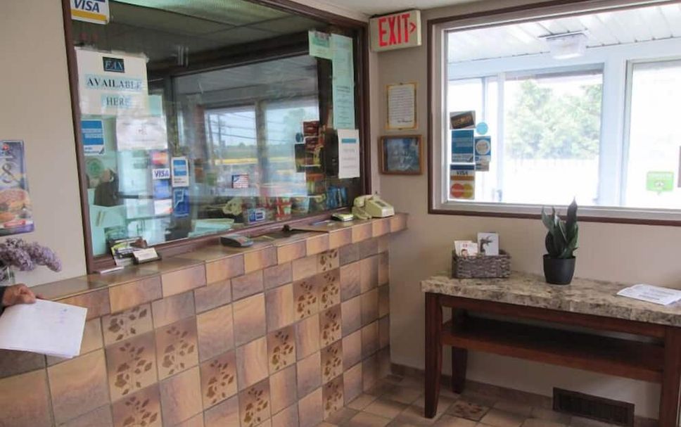 Front desk Photo