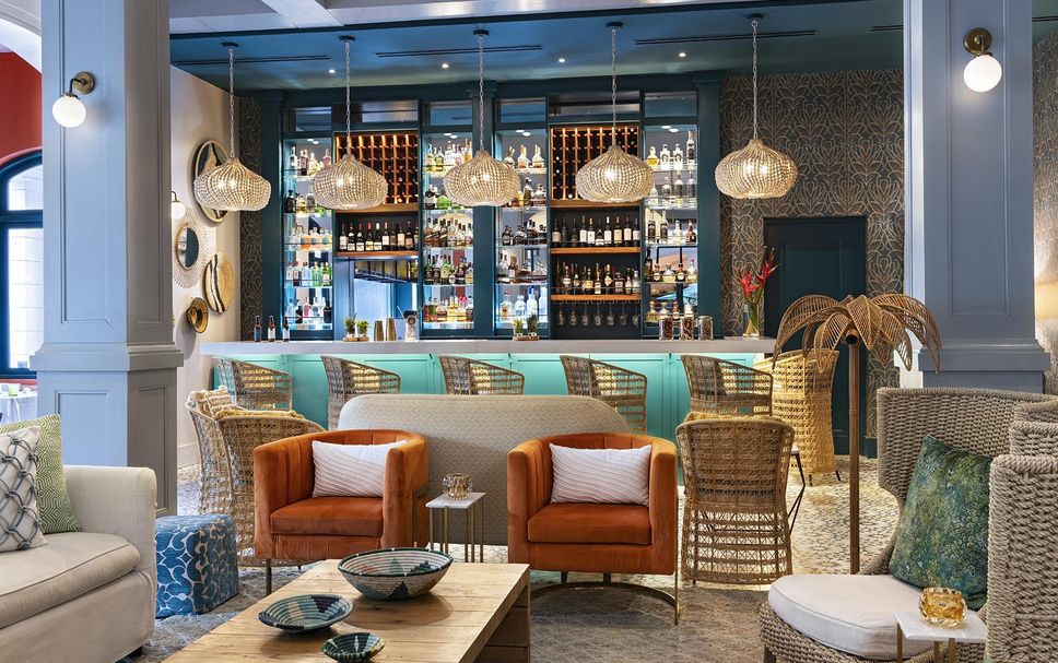 Bar Photo