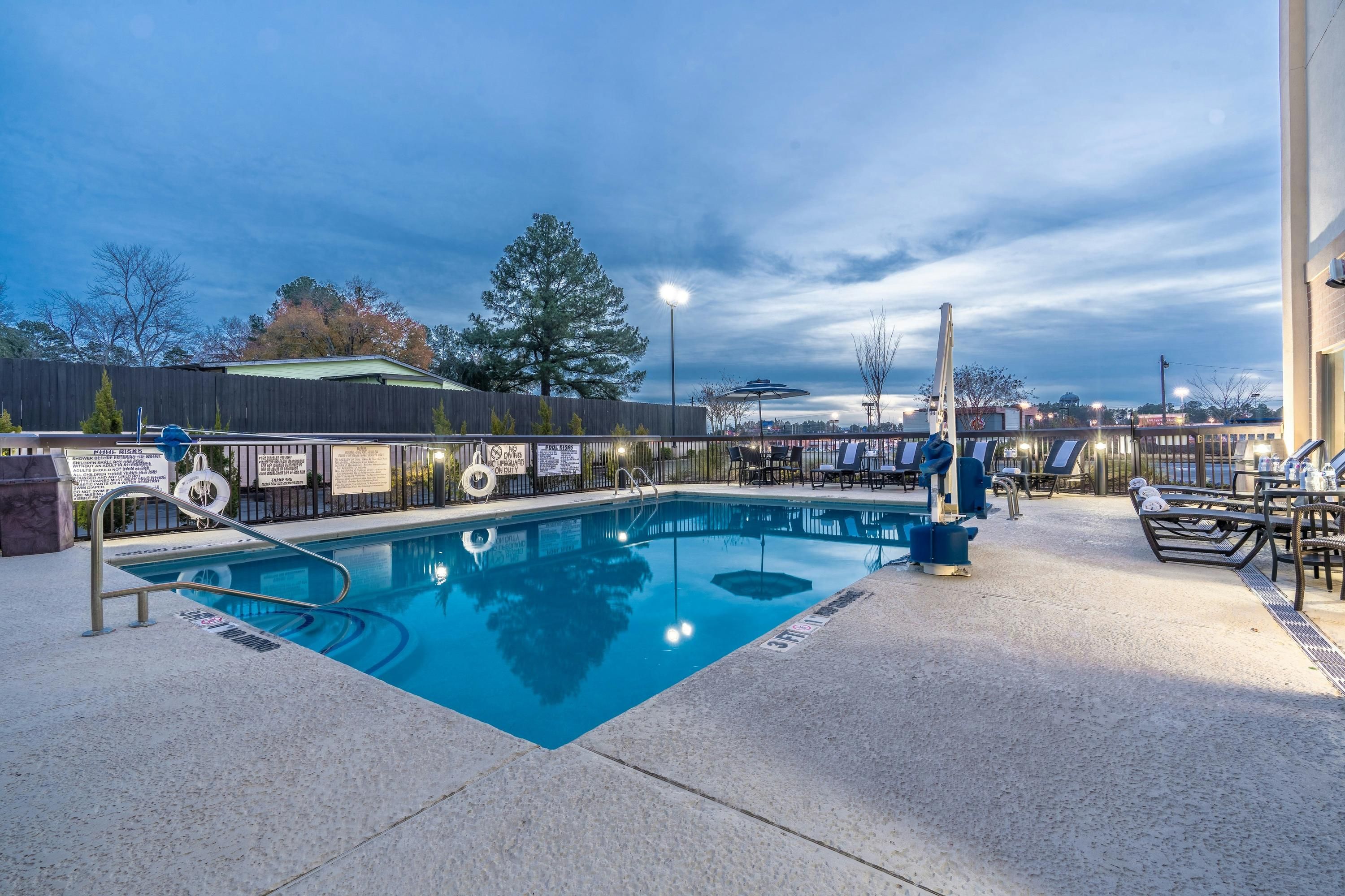 Pool