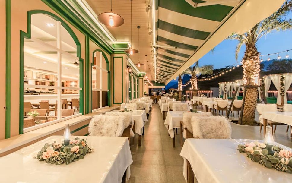 Restaurant Photo