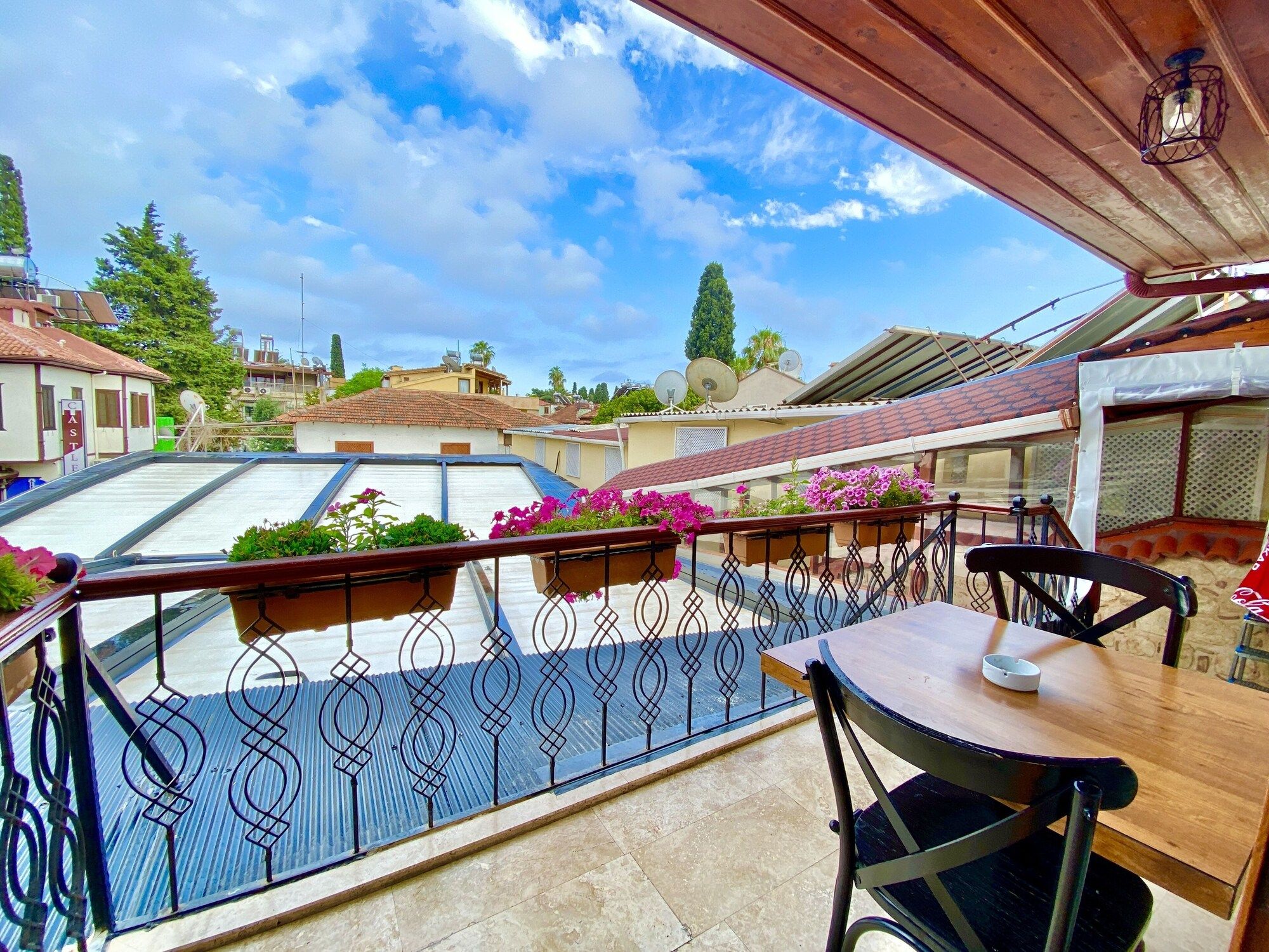 Balcony Photo