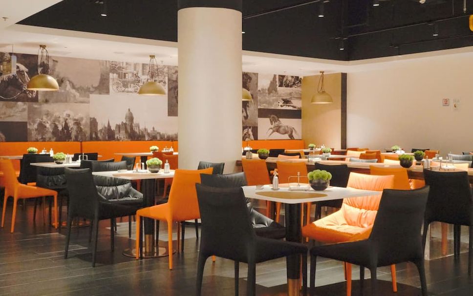 Restaurant Photo