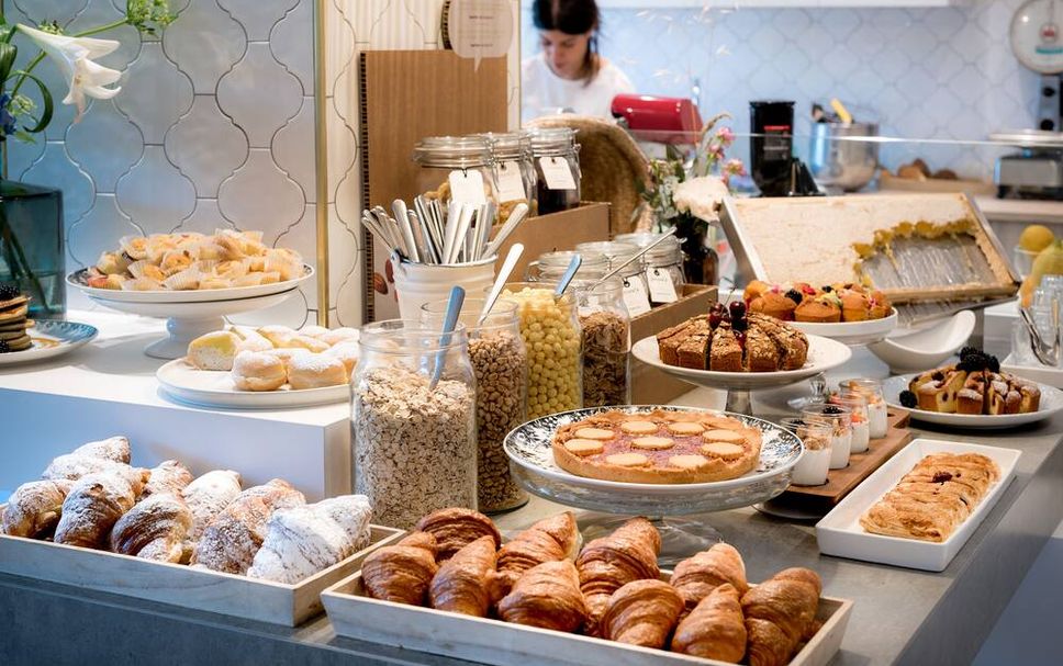Buffet Photo
