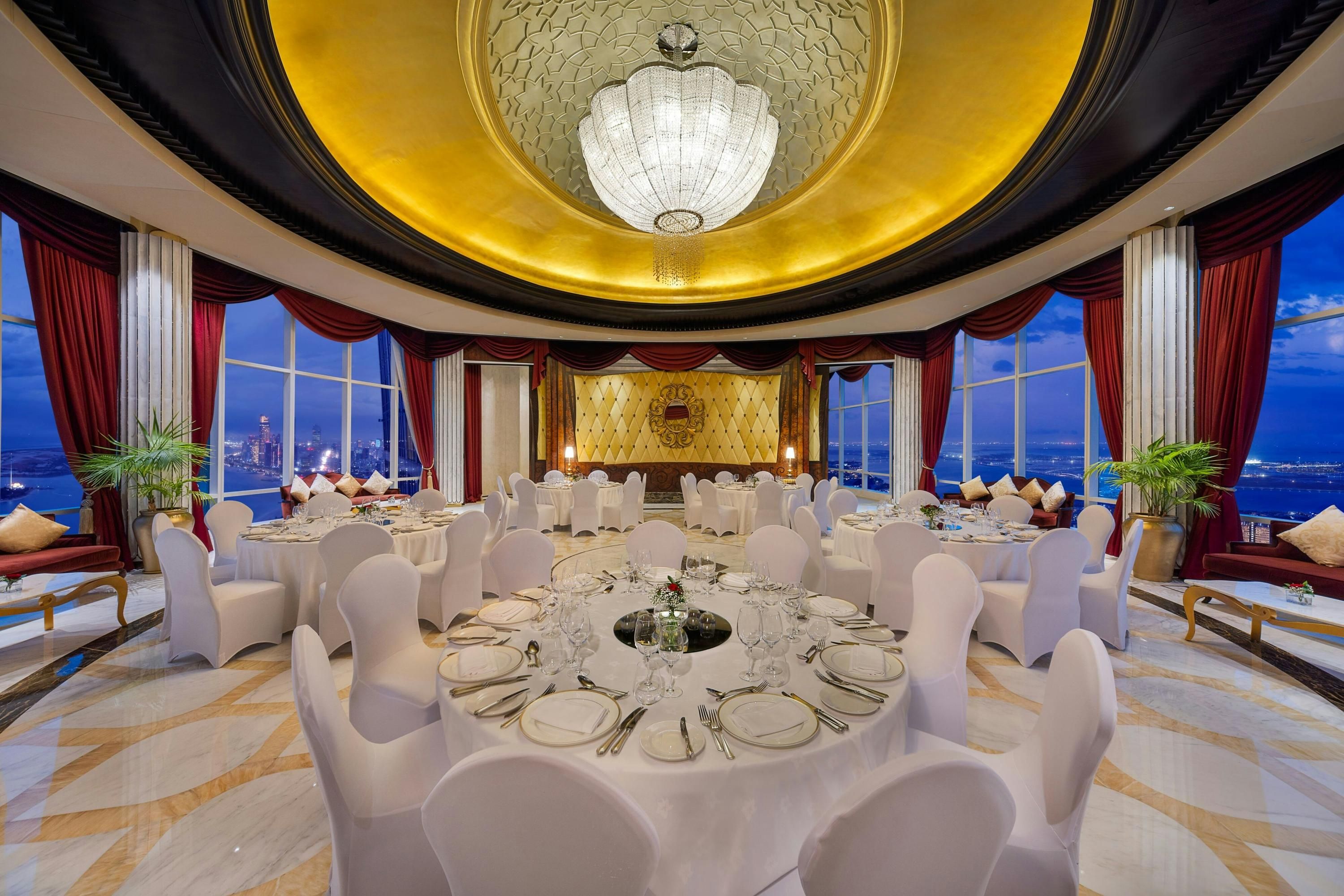 Banquet hall