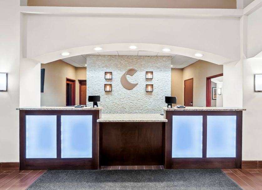Front desk Photo