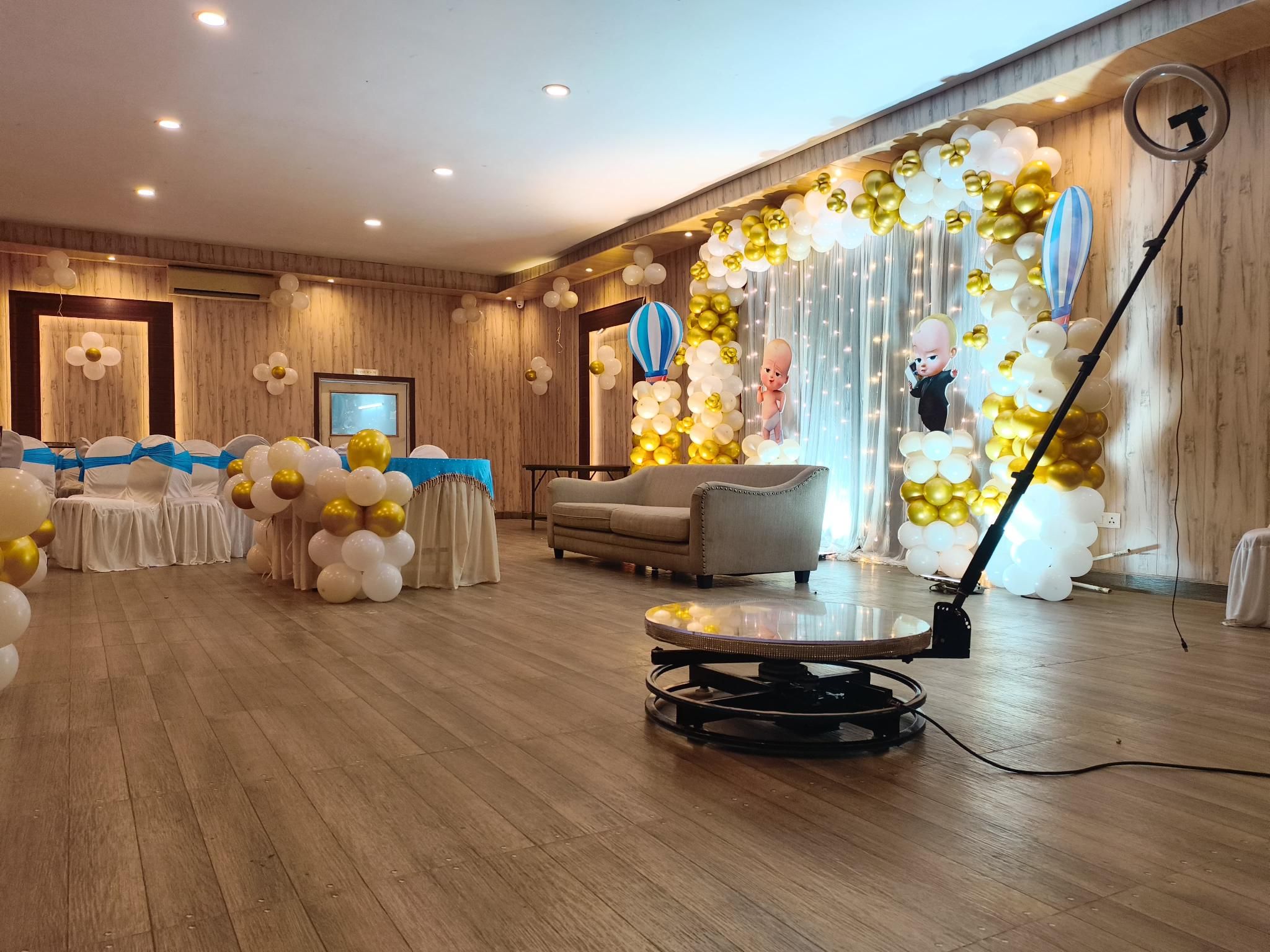 Banquet hall