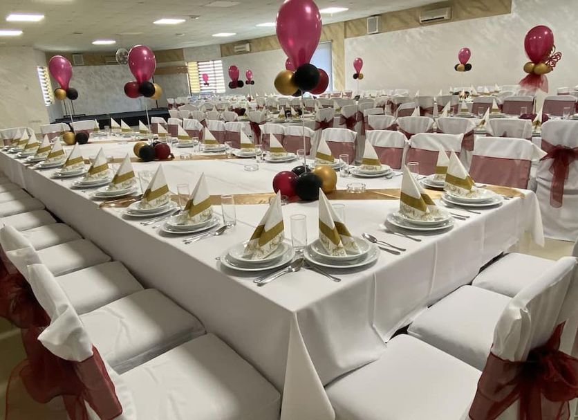 Banquet hall Photo