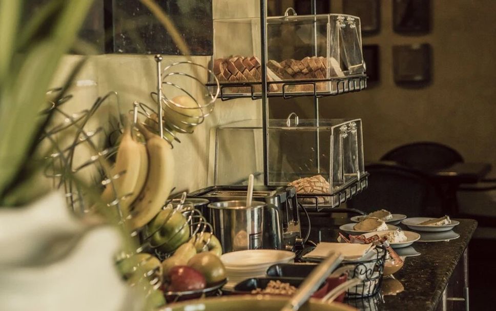 Buffet Photo
