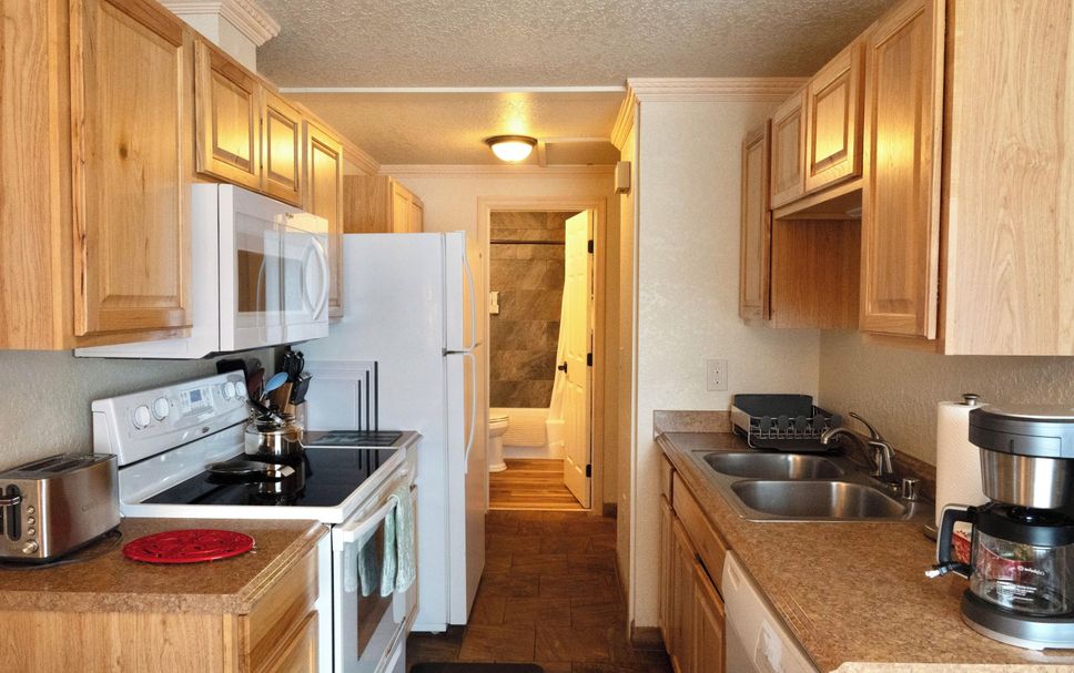 Kitchen Photo