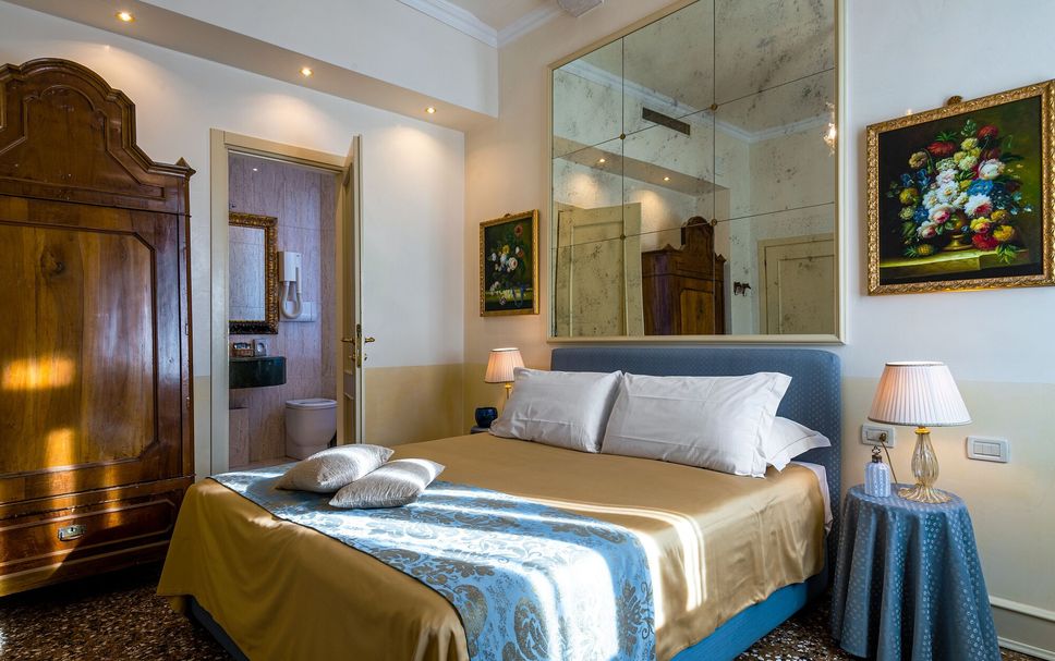 Bedroom Photo