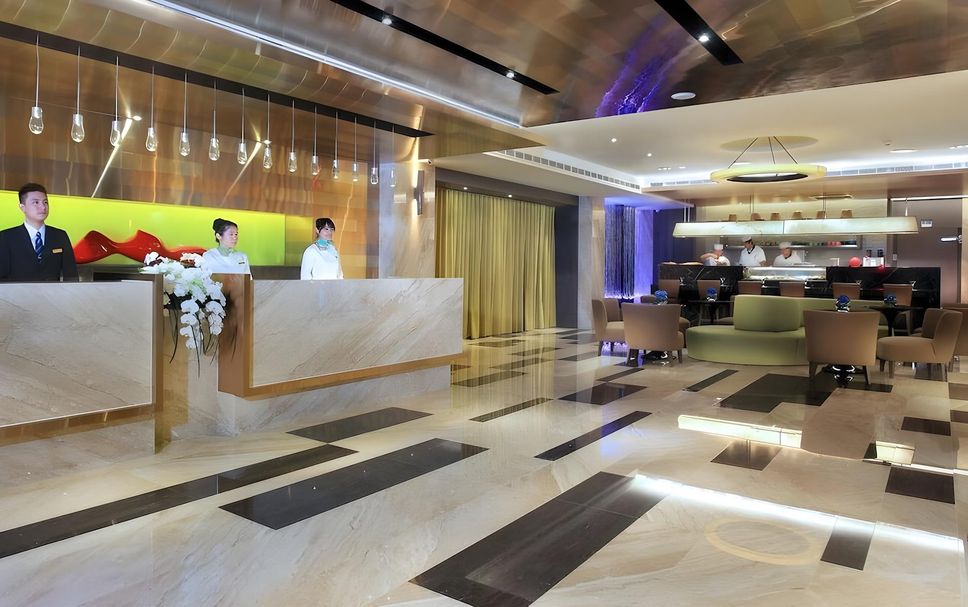 Front desk Photo