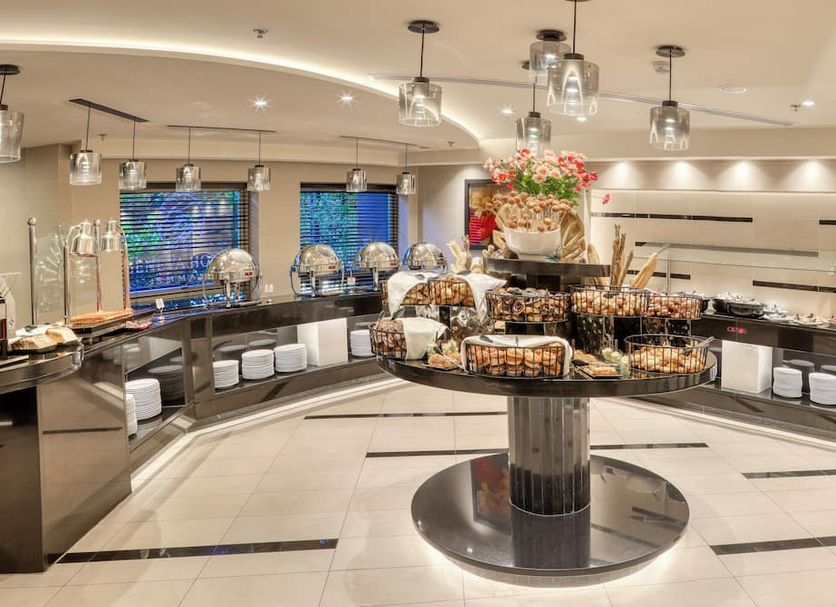 Buffet Photo