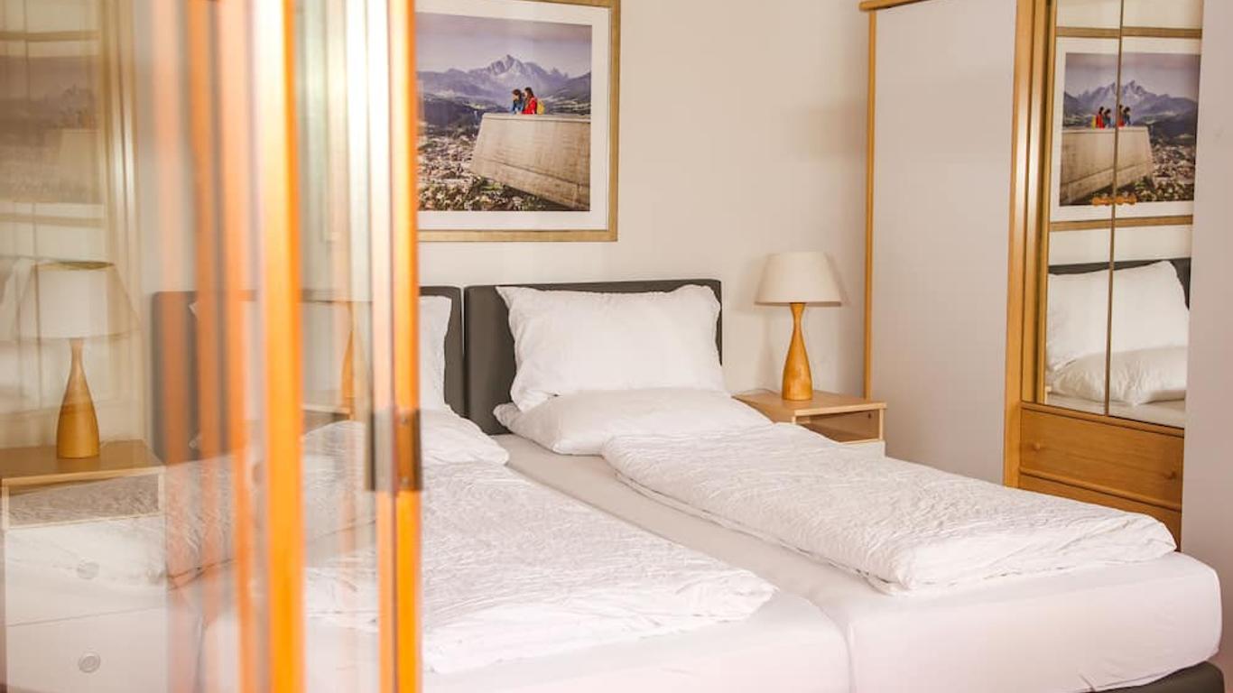 Hotel Sonnenhof - Bed & Breakfast & Appartements