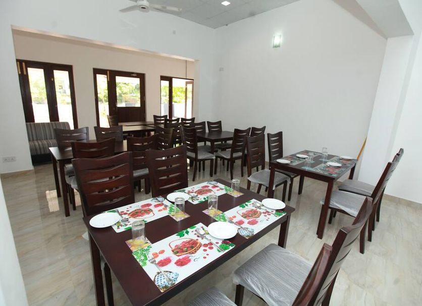 Dining room Photo