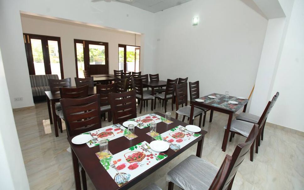 Dining room Photo