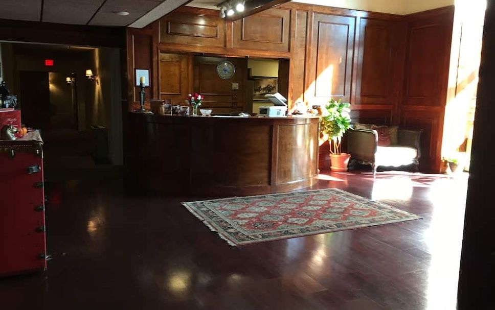 Front desk Photo