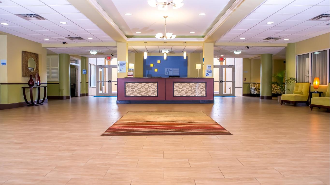 Holiday Inn Express Hotel & Suites Cocoa, An IHG Hotel
