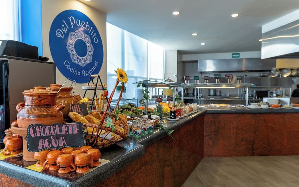 Buffet Photo