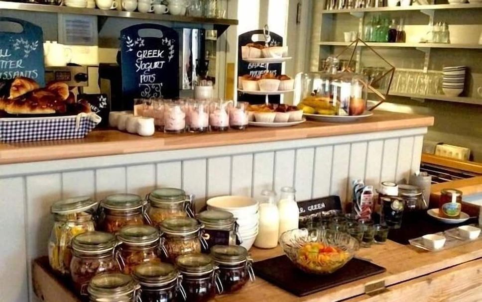 Buffet Photo